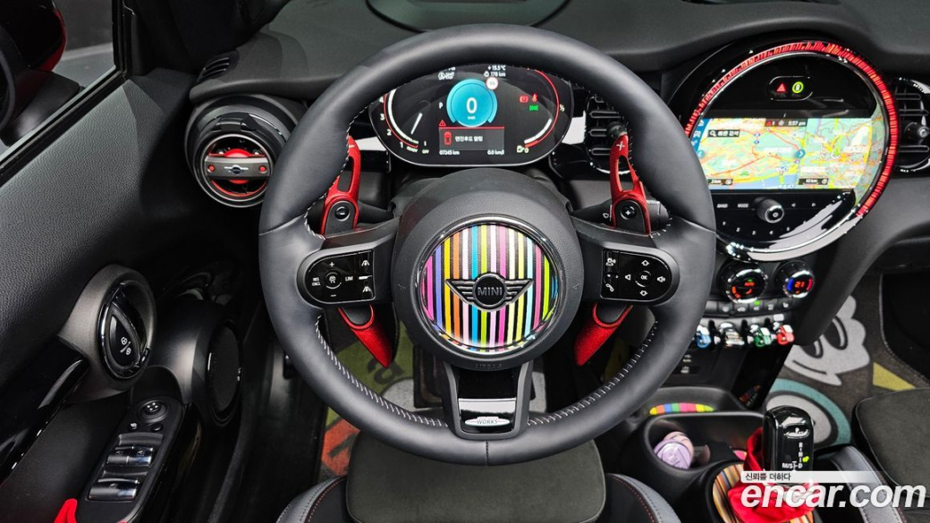 Mini Cooper Convertible JCW, 2024