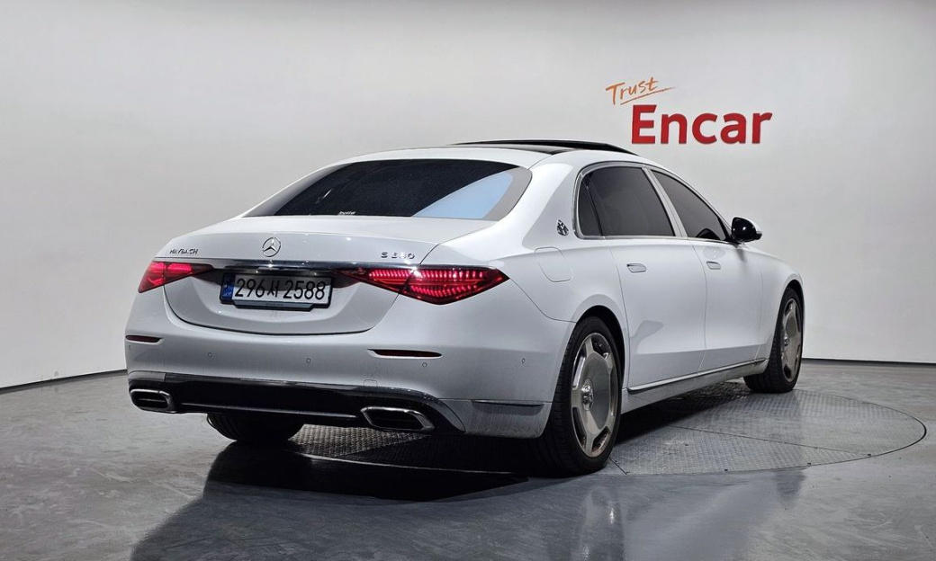 Mercedes-Benz S-Class Maybach S580 4MATIC, 2024