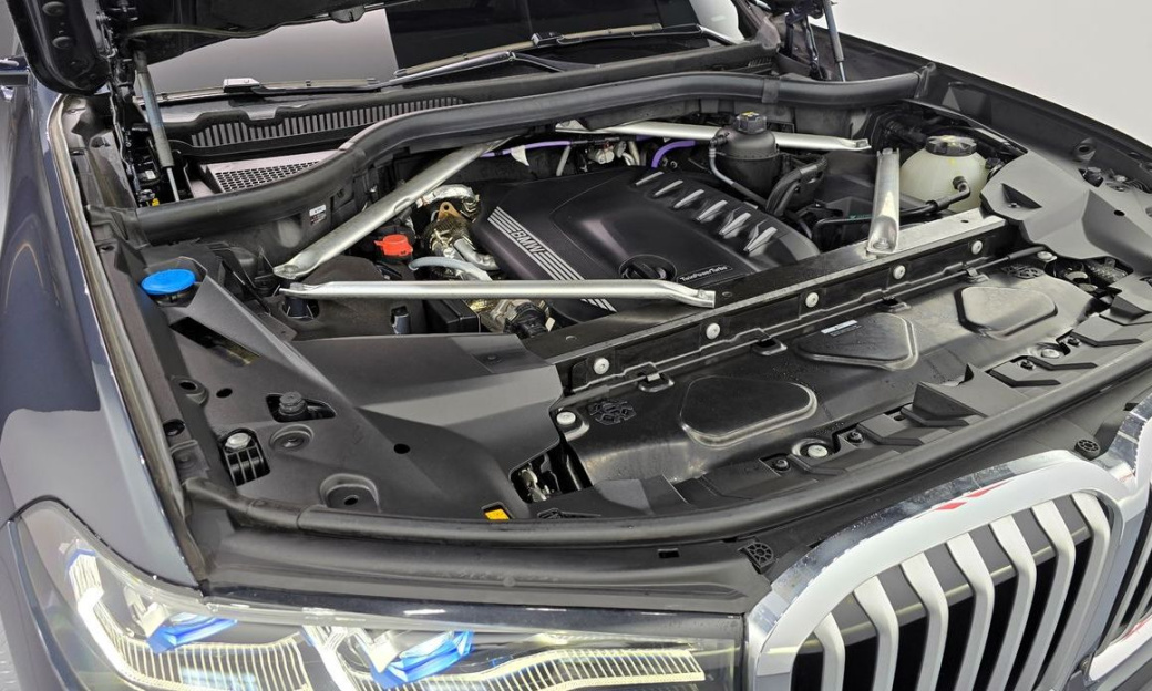 BMW X7 xDrive 40d Design Pure Excellence 7-Seater, 2022