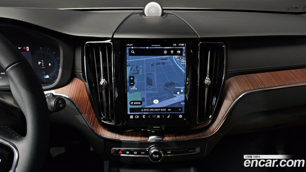Volvo XC60 B5 Ultimate Bright, 2023
