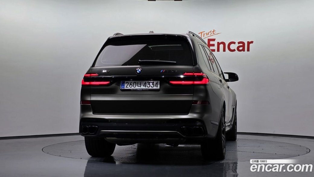 BMW X7 M60i xDrive M sport 6STR, 2025