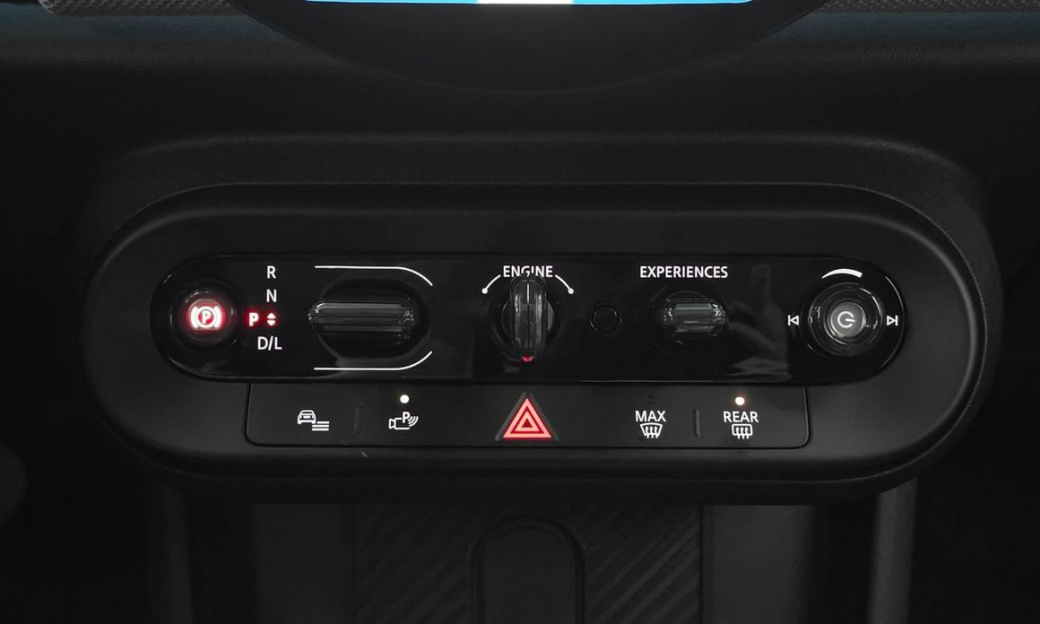 Mini Cooper 5 Door Favoured, 2025