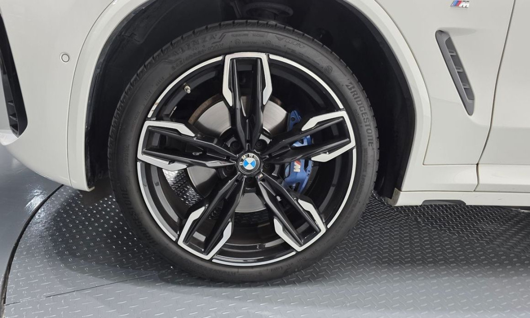 BMW X4 xDrive M40i, 2022
