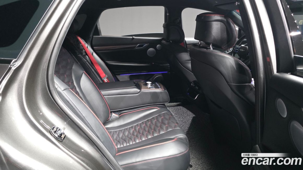 Genesis G80 Gasoline 2.5 Turbo AWD, 2026