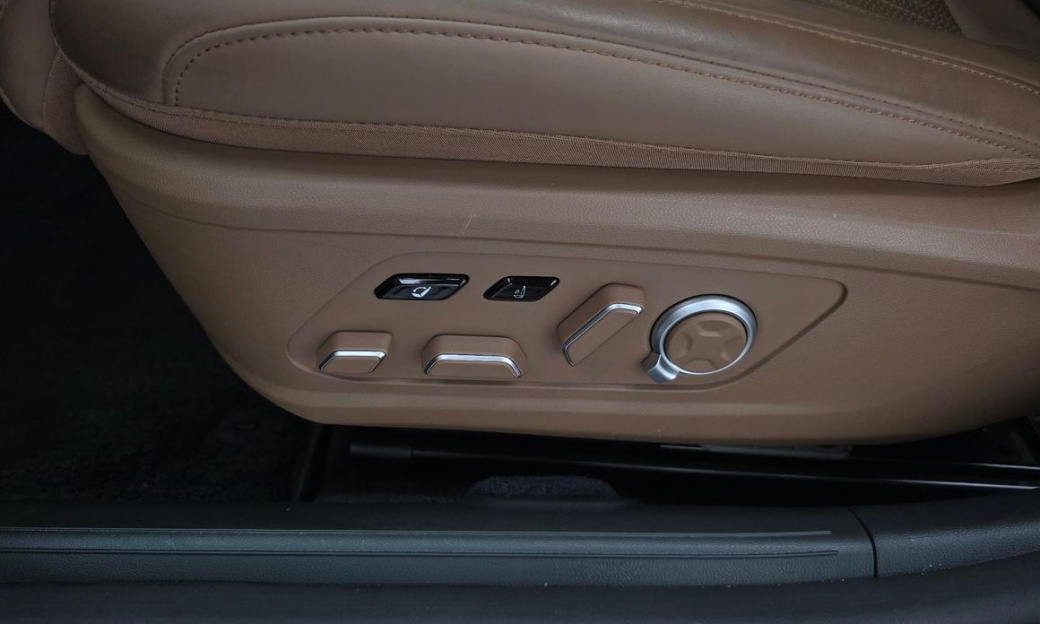 Hyundai Grandeur 2,5 Gasoline 2WD, 2024