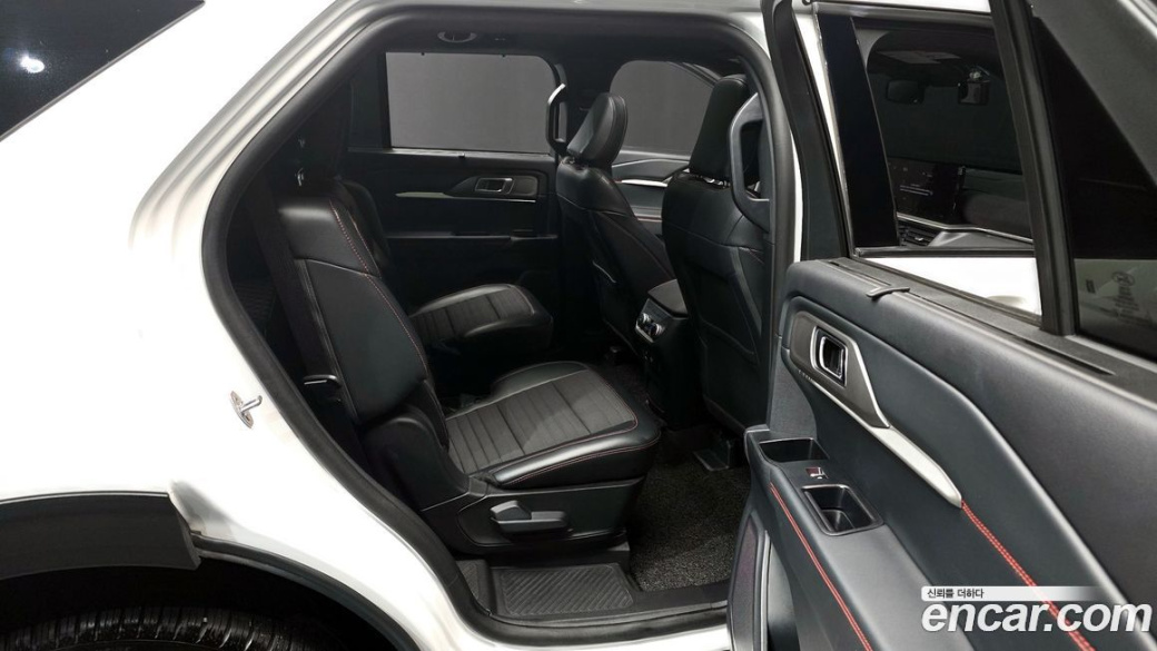 Ford Explorer 2.3 ST-Line 4WD, 2025