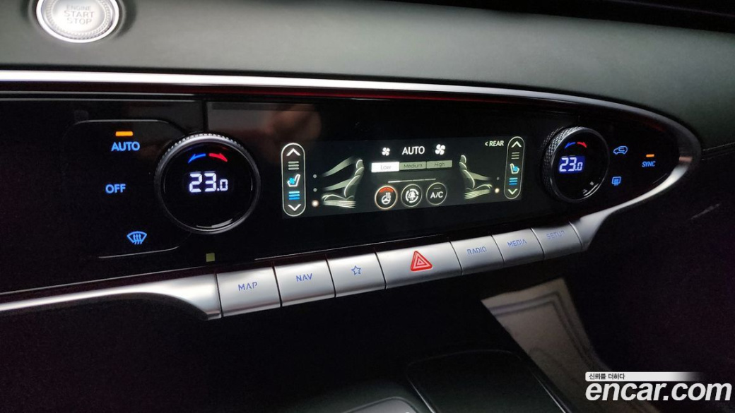 Genesis GV70 2.5T Gasoline AWD, 2024