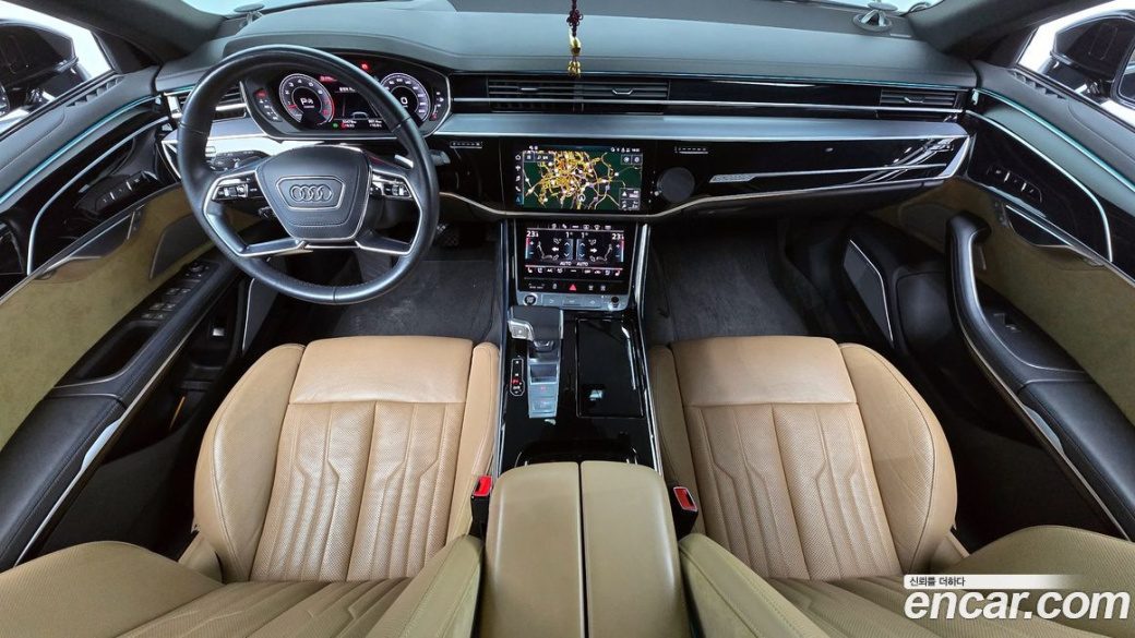 Audi A8 55 TFSI Quattro LWB, 2021