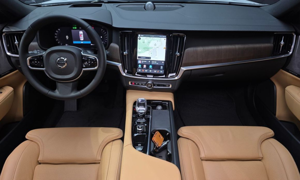 Volvo S90 B6 AWD Ultra Bright, 2023