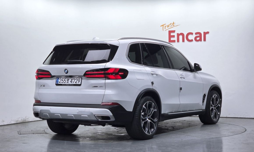BMW X5 xDrive 40i xLine, 2025