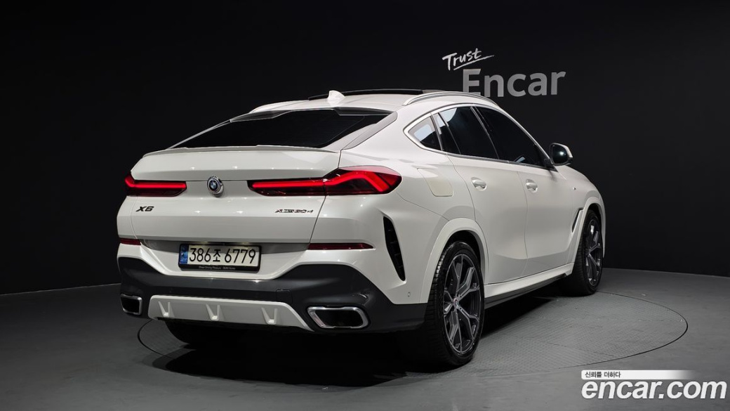 BMW X6 xDrive30d M Sport, 2022