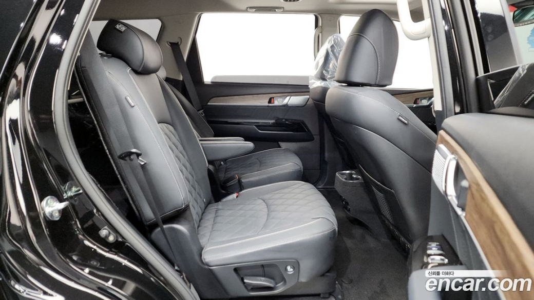 Kia Mohave Diesel 3.0 4WD 6-Seater, 2023
