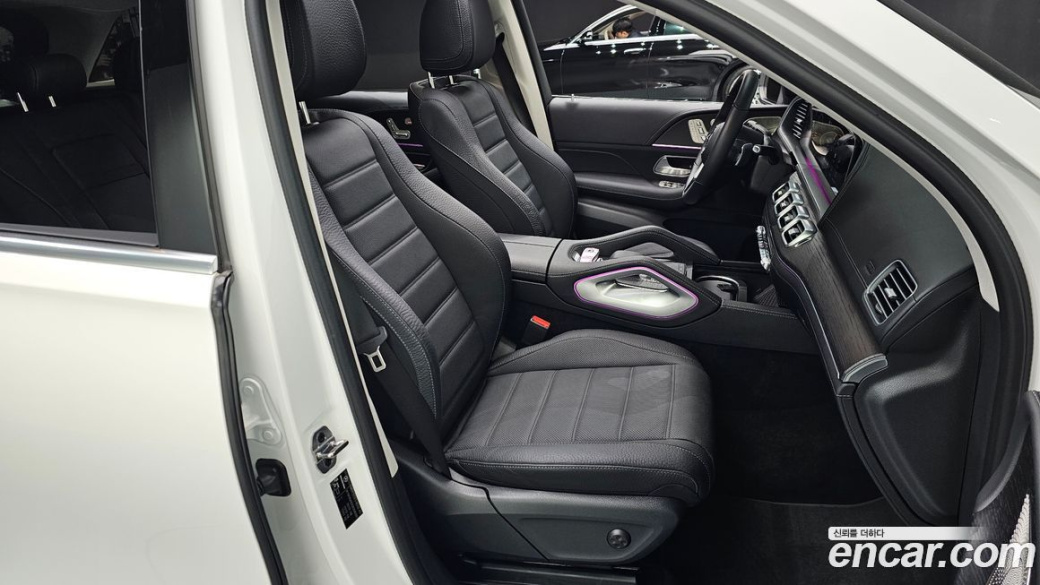 Mercedes-Benz GLE-Class GLE450 4MATIC, 2025