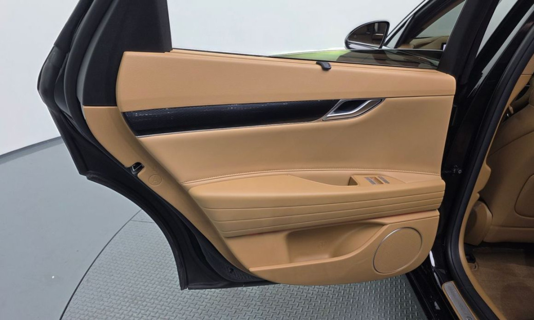 Genesis G80 Gasoline 2.5 Turbo AWD, 2026