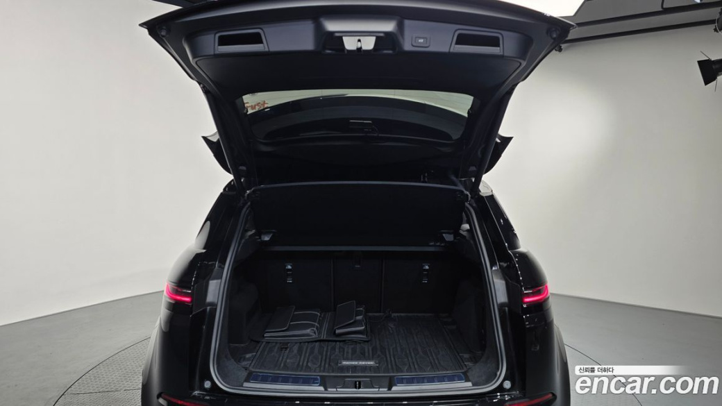 Land Rover Range Rover Evoque P250 Dynamic SE, 2024