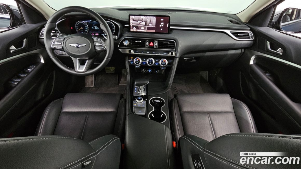 Genesis G70 Gasoline 2.0T 4WD, 2022