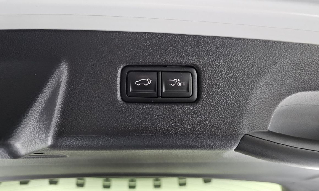 Kia Carnival 9-Seater Noblesse, 2023