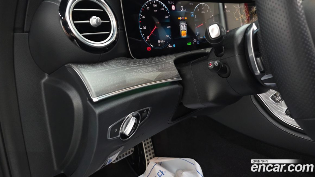 Mercedes-Benz E-Class E350 4MATIC AMG Line, 2022