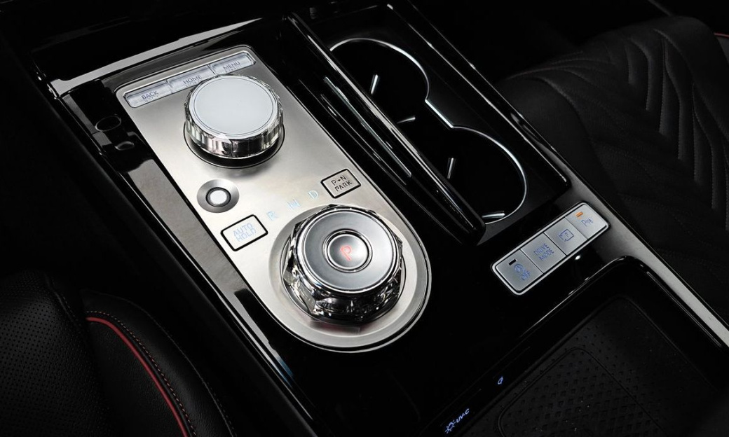 Genesis G80 Gasoline 2.5 Turbo AWD, 2025