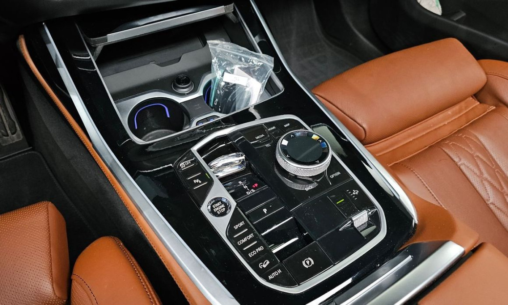 BMW X7 xDrive 40i M Sport 6STR, 2024