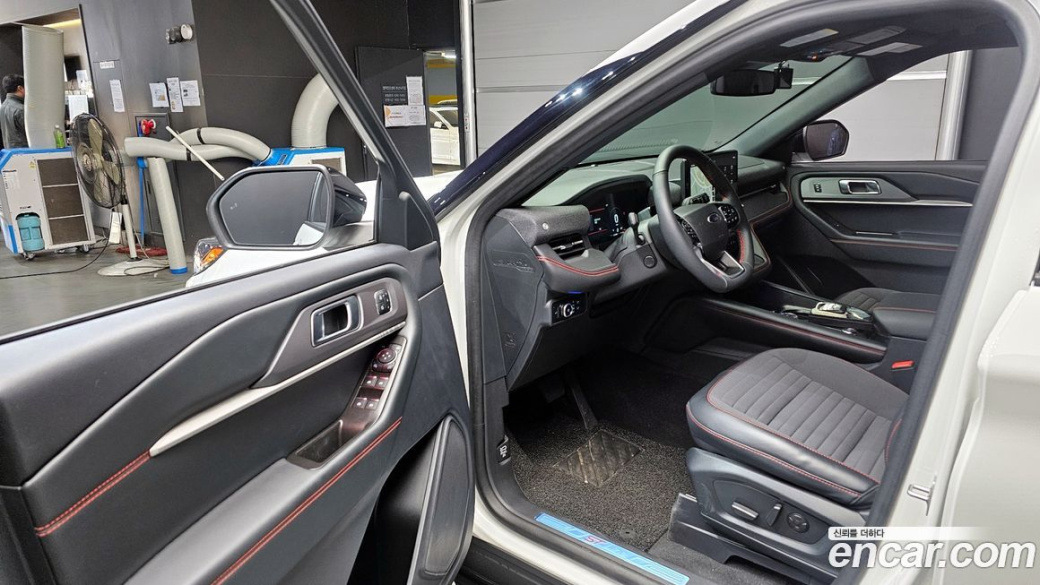 Ford Explorer 2.3 ST-Line 4WD, 2025