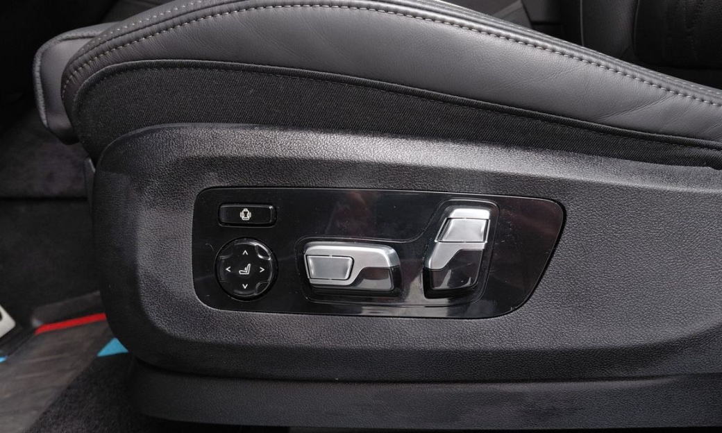 BMW X5 xDrive 30d M Sport, 2025