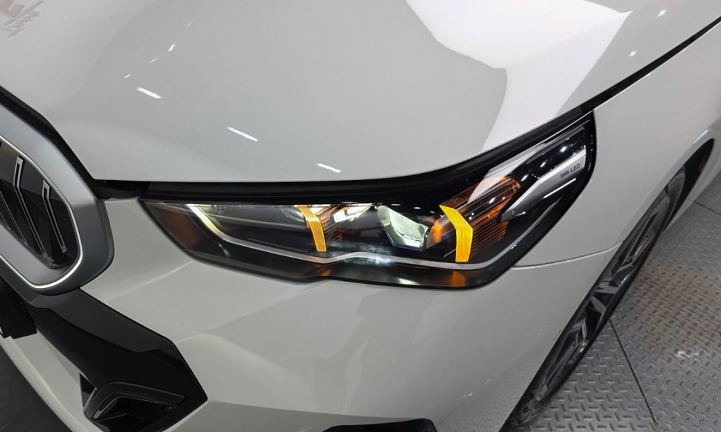 BMW 5-Series 520i M Sport, 2024