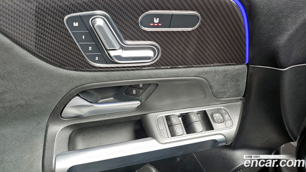 Mercedes-Benz GLB-Class AMG GLB35 4MATIC, 2021