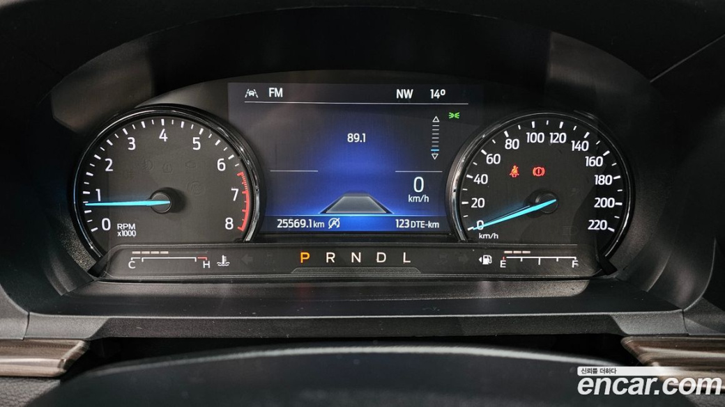Ford Explorer 2.3 LimIted 4WD, 2022