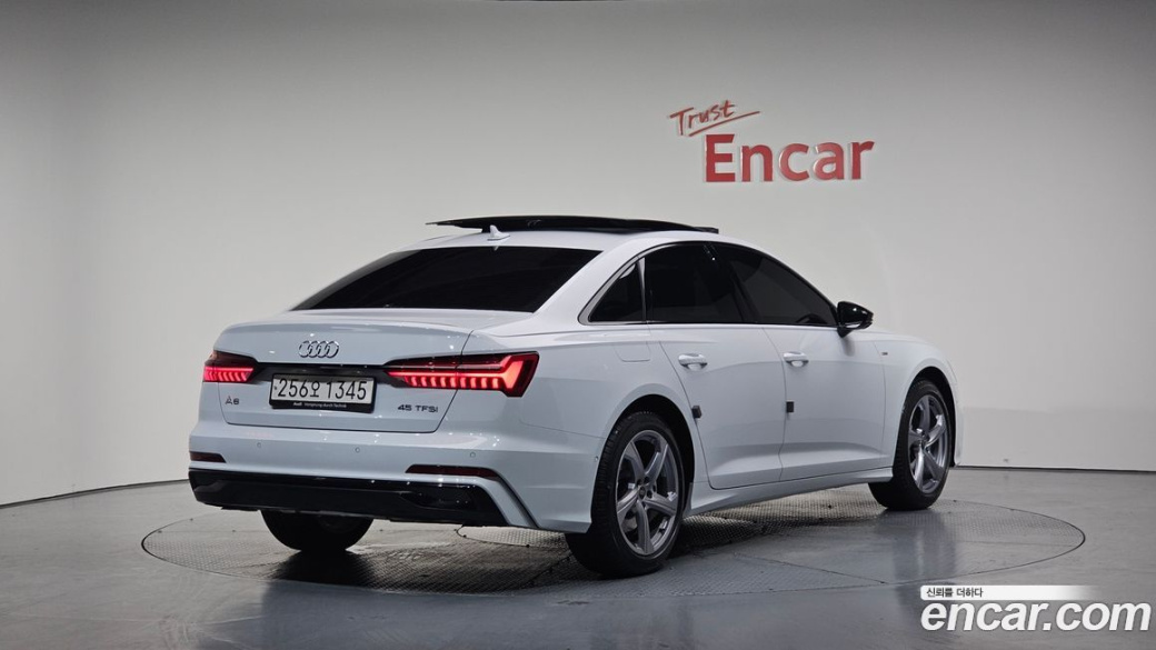 Audi A6 45 TFSI Premium, 2025