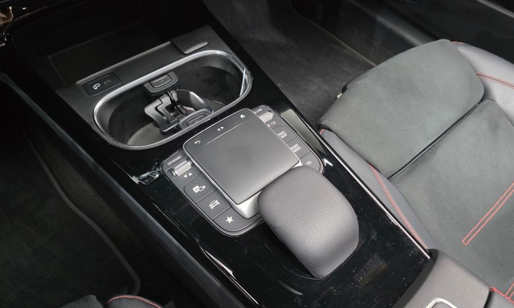 Mercedes-Benz CLA-Class CLA250 4MATIC, 2022