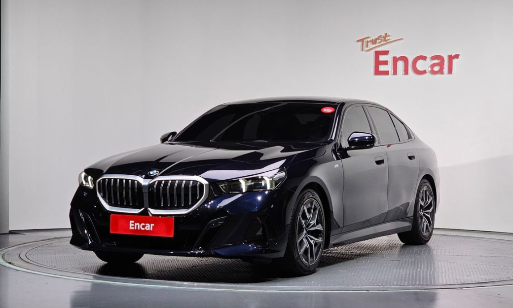 BMW 5-Series 523d M Sport, 2024