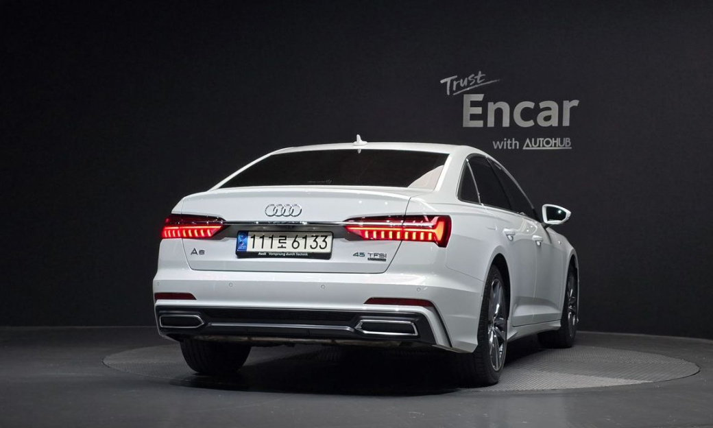 Audi A6 45 TFSI Quattro Premium, 2023