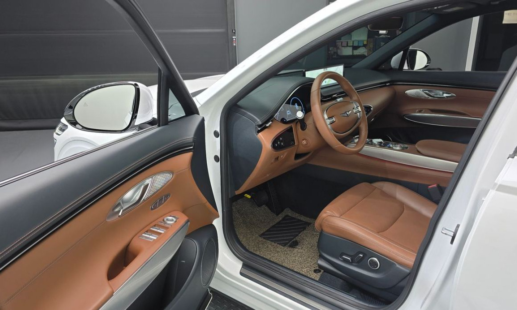 Genesis GV70 2.5T Gasoline 2WD, 2024