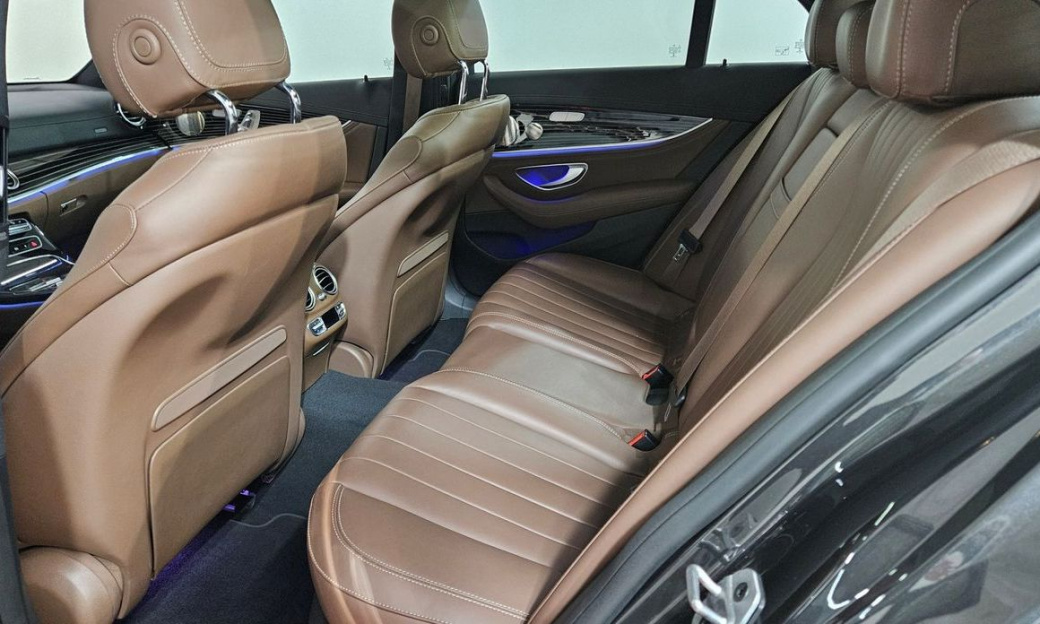 Mercedes-Benz E-Class E450 4MATIC Exclusive, 2022