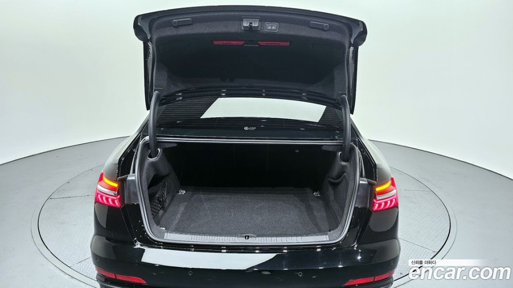 Audi A6 45 TFSI Premium, 2023