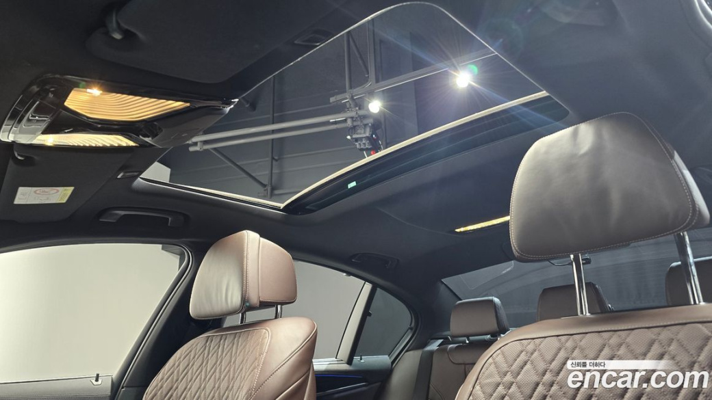 BMW 5-Series 530i xDrive M Sport Package, 2022