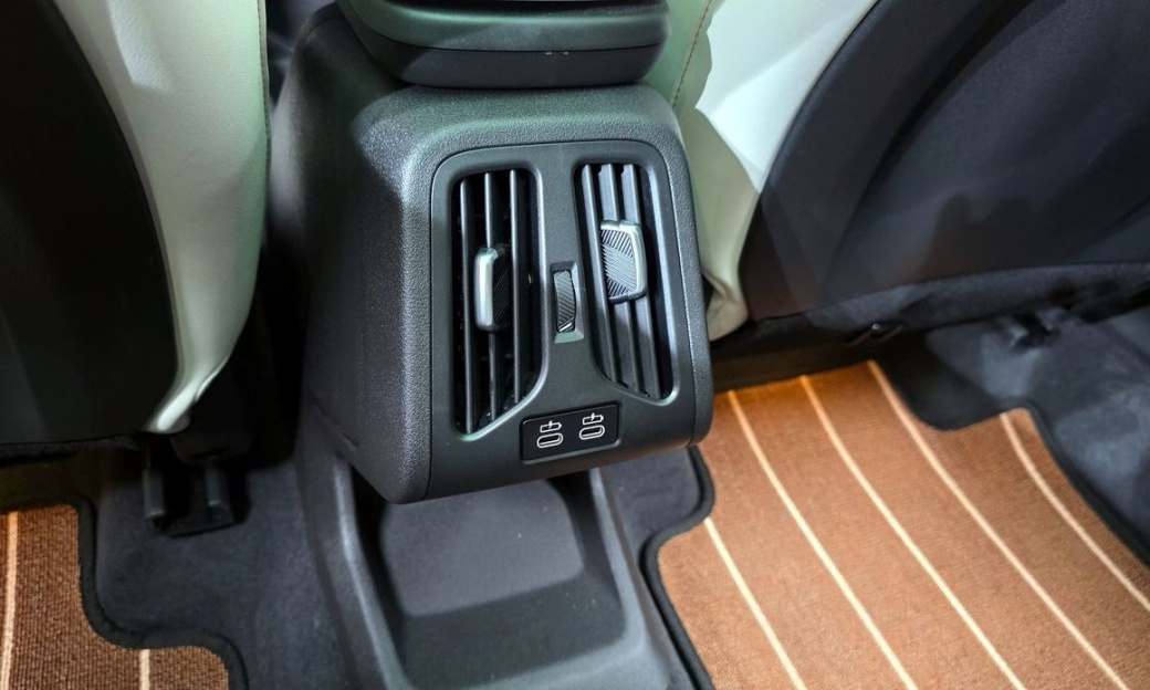 BMW X2 (F39) xDrive M35i, 2025