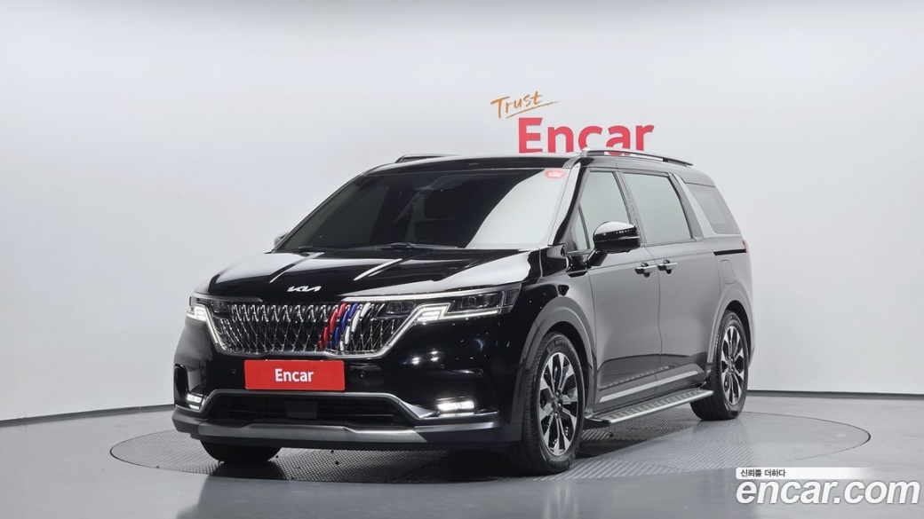 Kia Carnival 9-Seater Signature, 2023