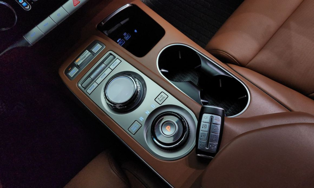 Genesis GV70 2.5T Gasoline AWD, 2024