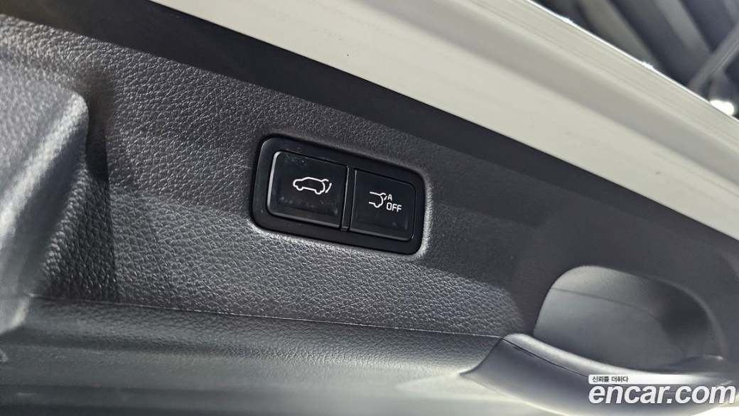 Kia Carnival 9-Seater Noblesse, 2023