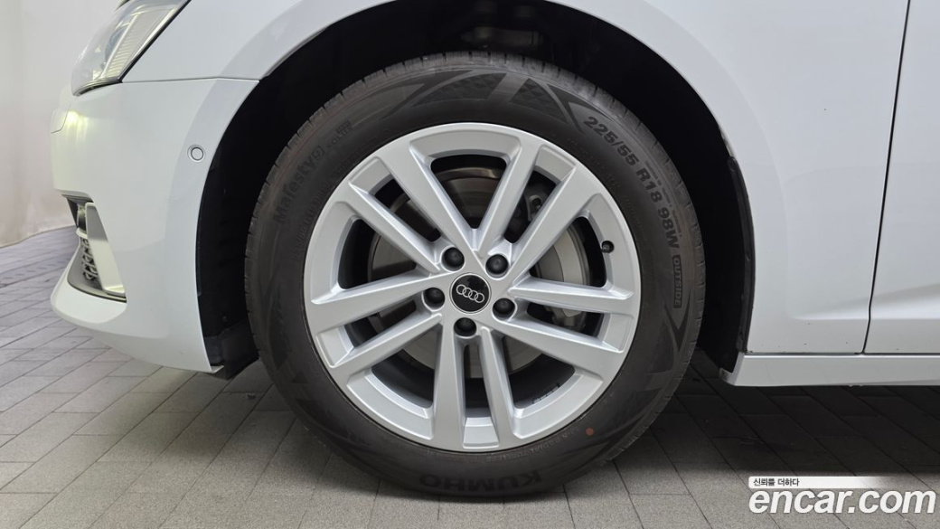 Audi A6 45 TFSI Premium, 2023