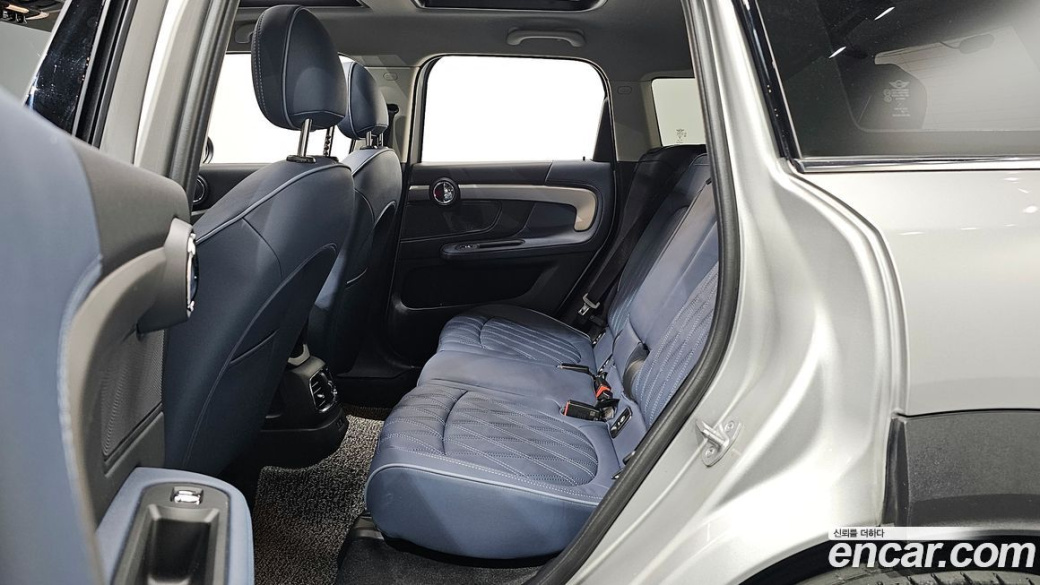 Mini Countryman ALL4 Classic Launch Pack, 2023