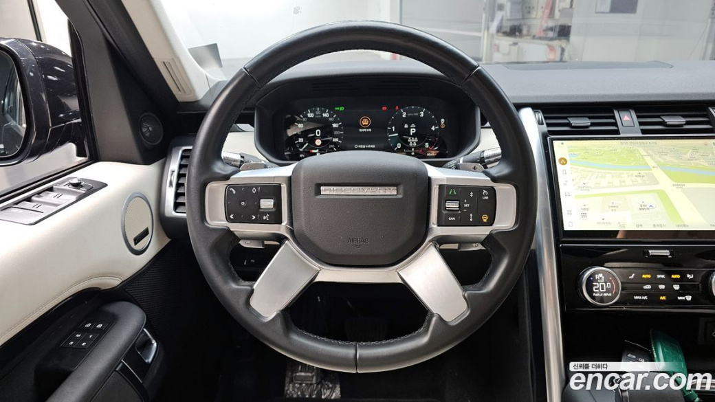 Land Rover Discovery D250 SE, 2022