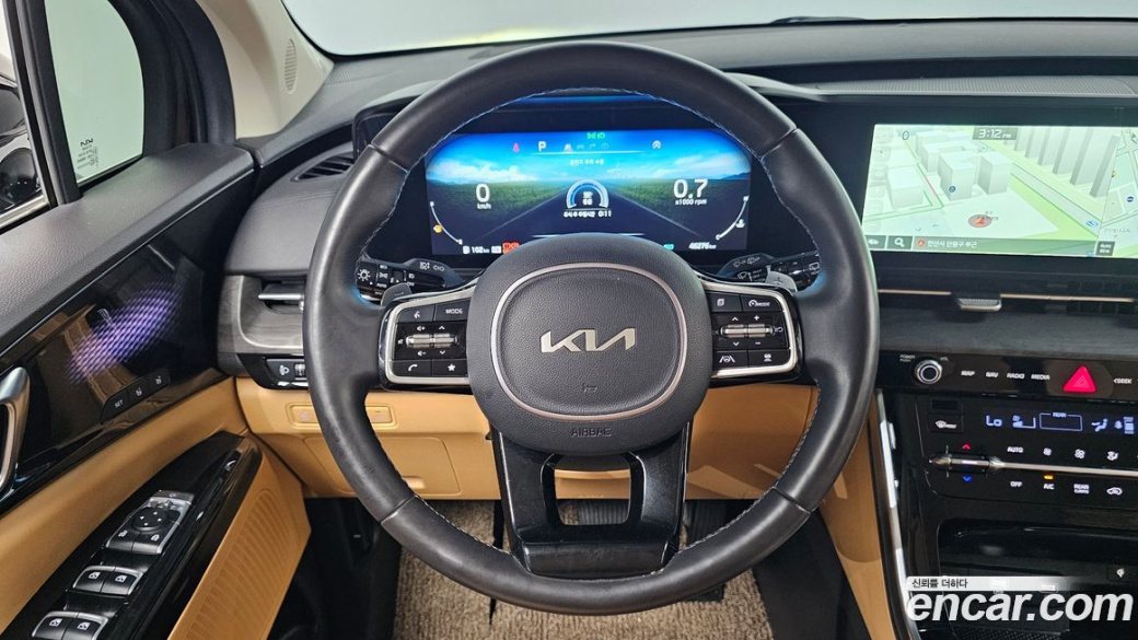Kia Carnival 7-Seater Signature, 2023