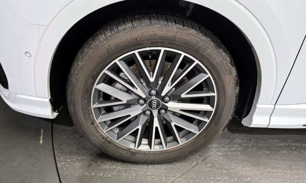 Audi Q3 40 TFSI Quattro, 2025