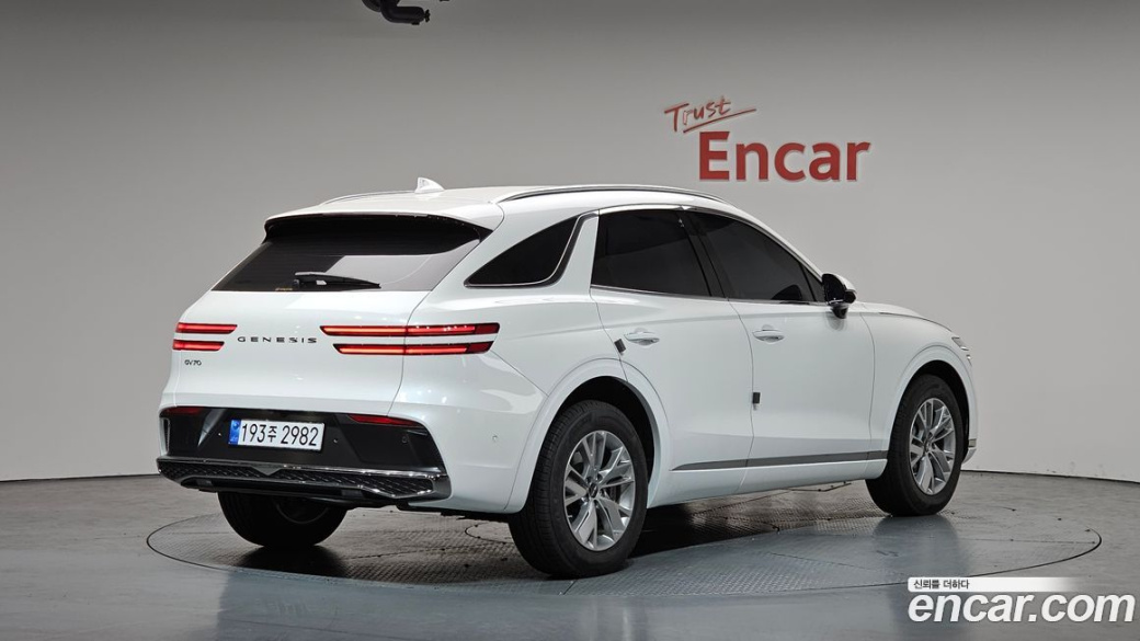 Genesis GV70 2.5T Gasoline 2WD, 2025