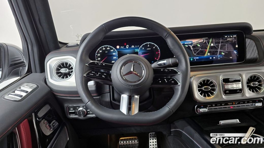 Mercedes-Benz G-Class G450d Manufaktur, 2025