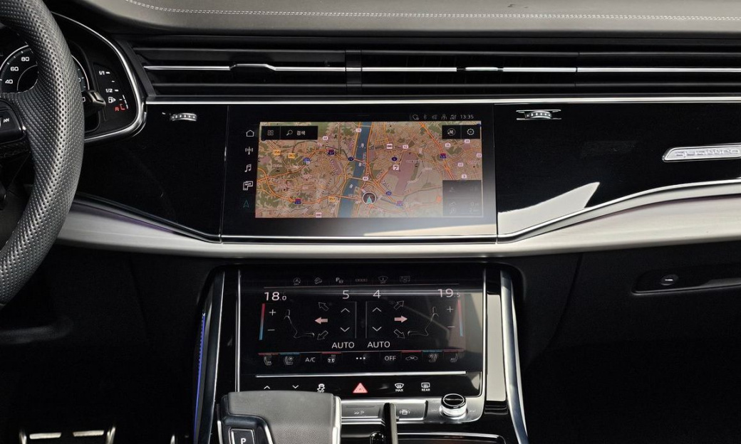 Audi Q7 55 TFSI Quattro Premium, 2022