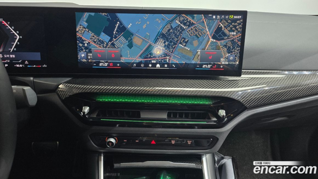 BMW 3-Series M340i, 2025